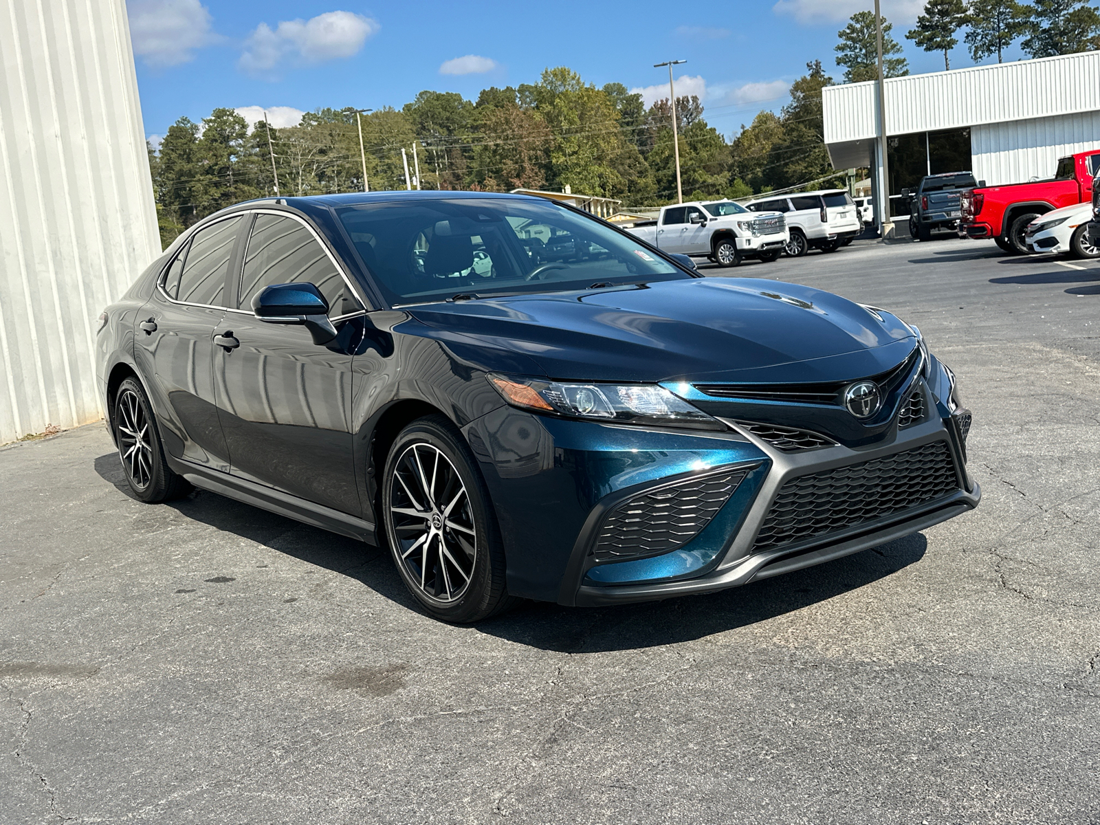 2021 Toyota Camry SE 4