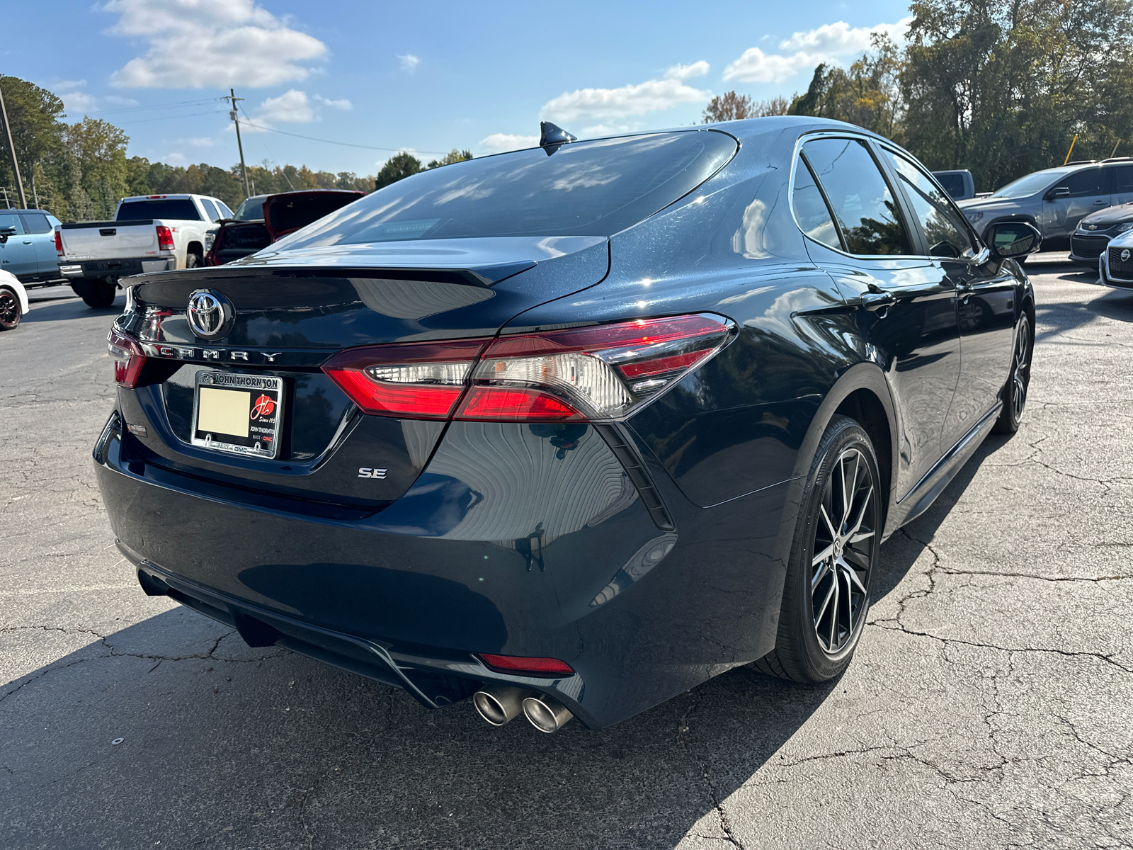 2021 Toyota Camry SE 6