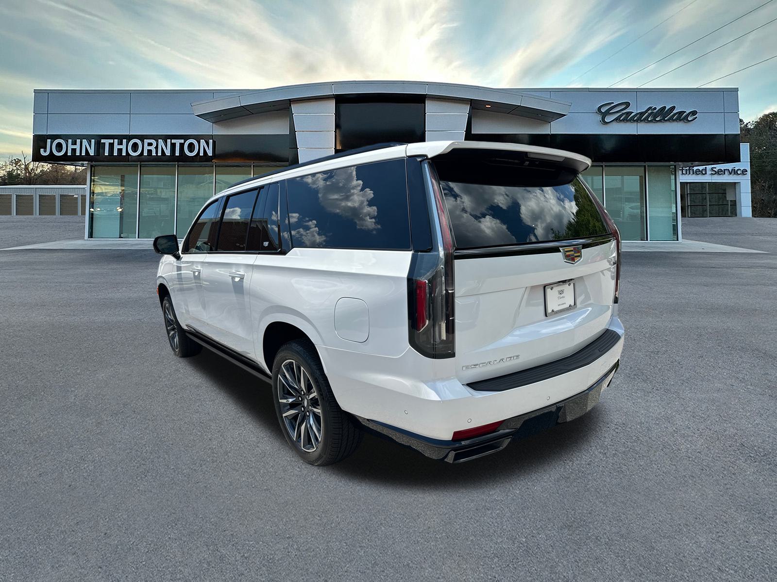 2024 Cadillac Escalade ESV Sport 7