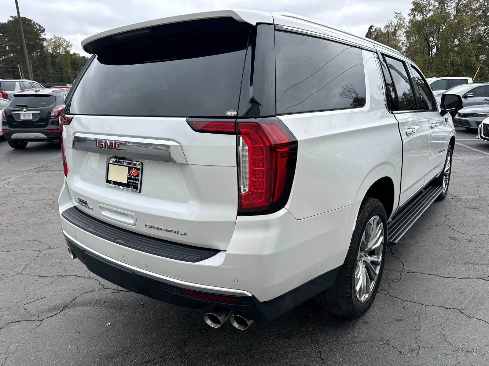 2021 GMC Yukon XL Denali 6