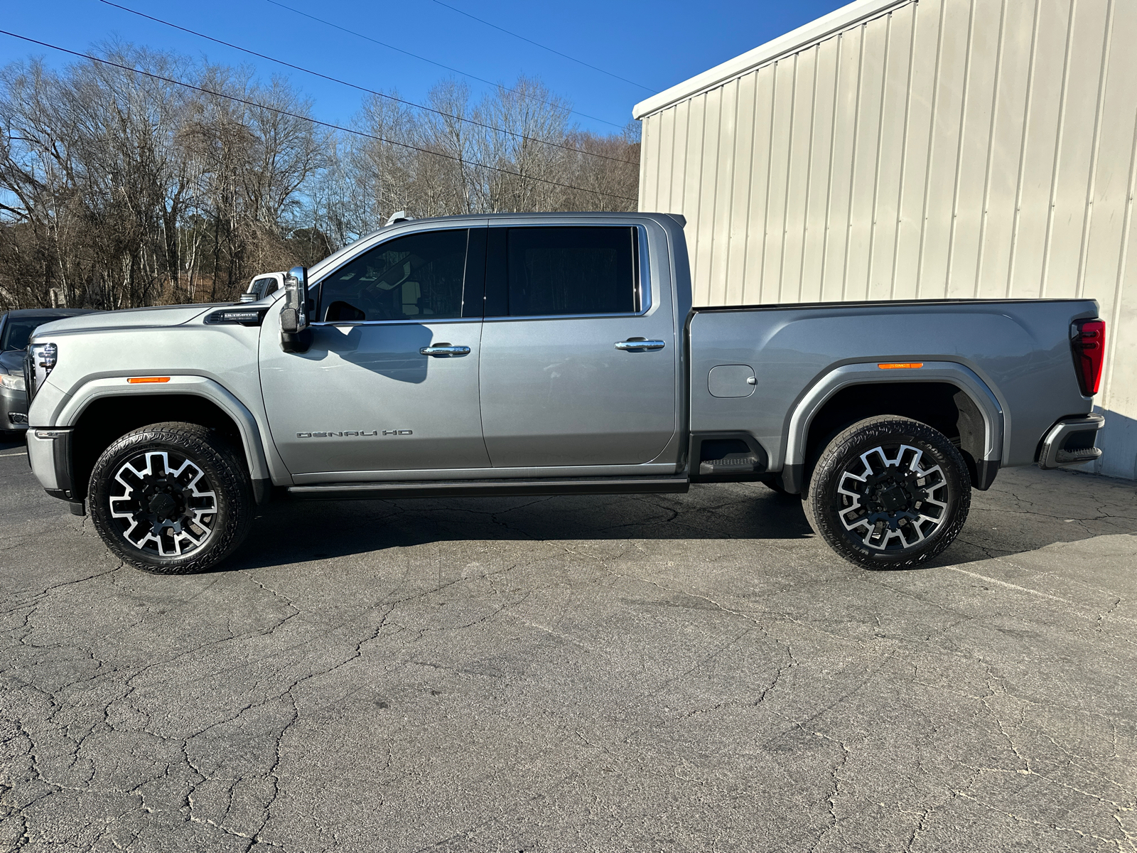 2025 GMC Sierra 2500HD Denali Ultimate 10