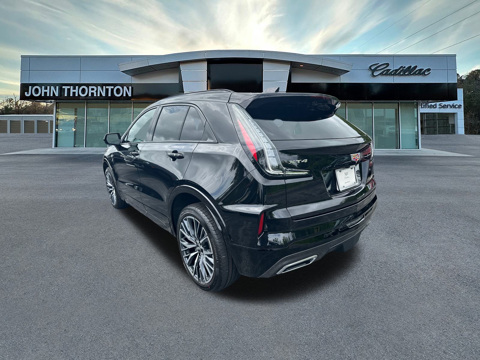 2024 Cadillac XT4 Sport 7