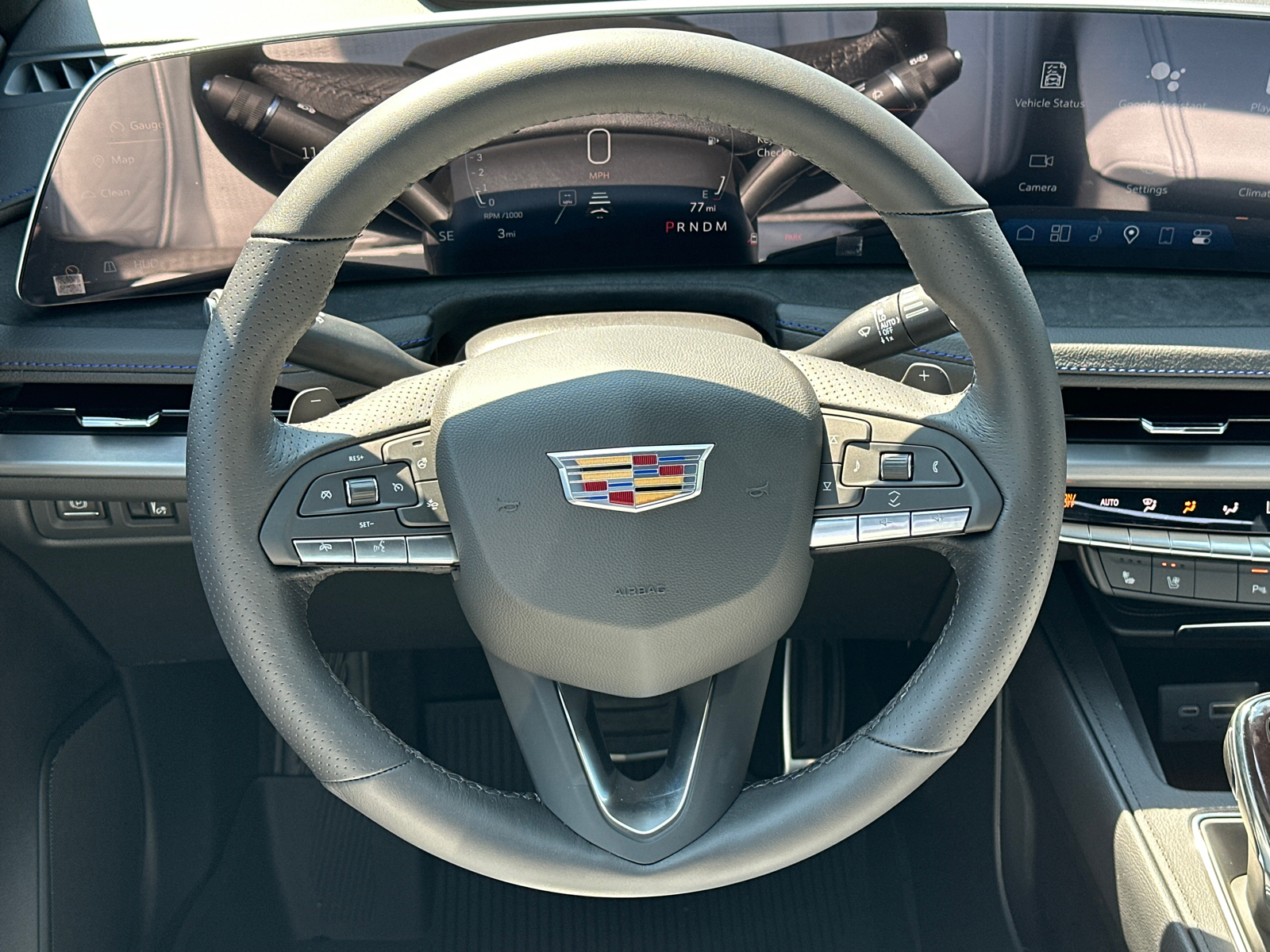 2024 Cadillac XT4 Sport 23