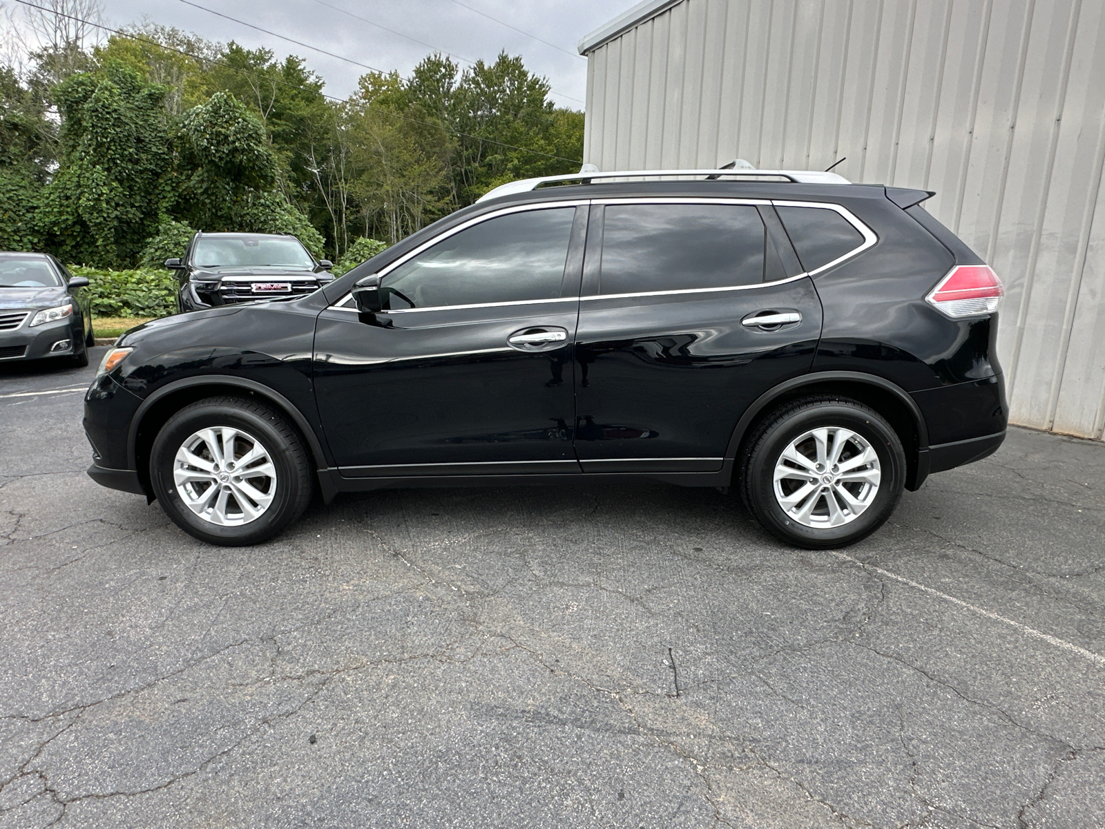 2014 Nissan Rogue SV 9