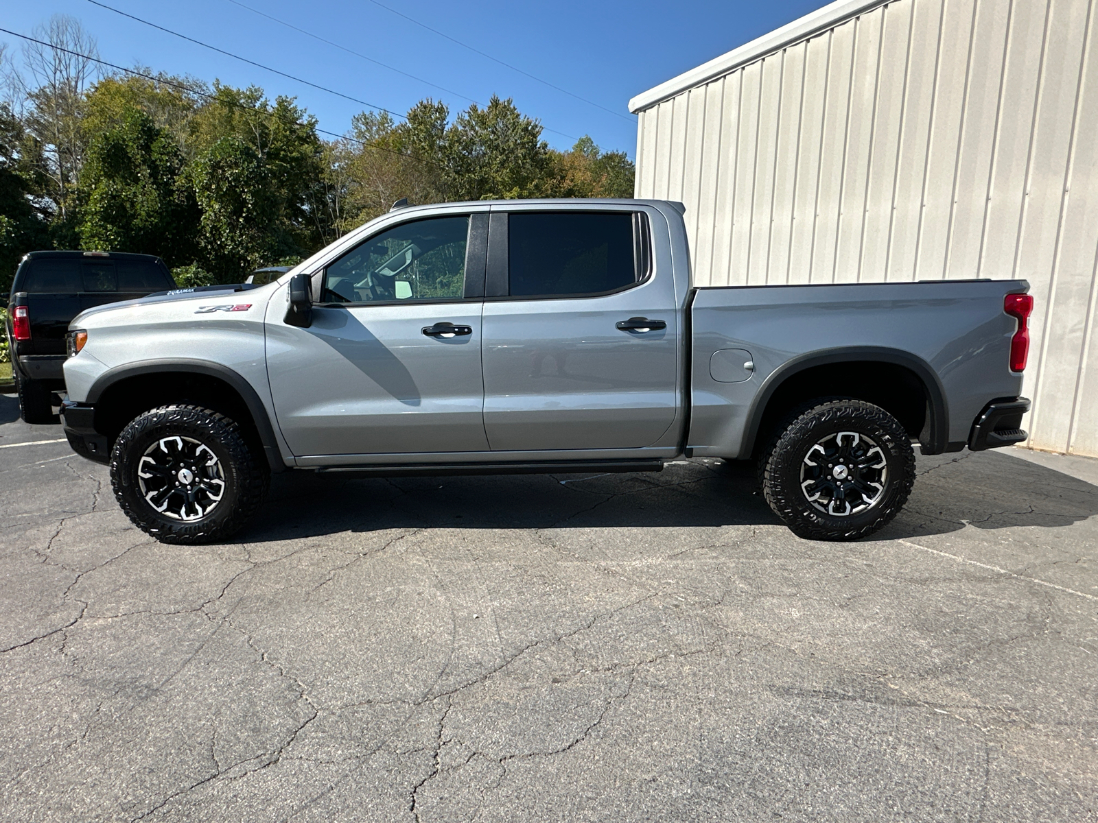 2024 Chevrolet Silverado 1500 ZR2 9