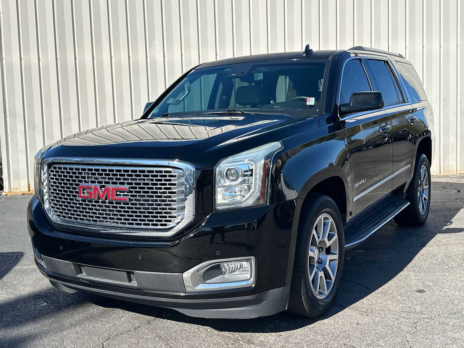 2015 GMC Yukon Denali 3