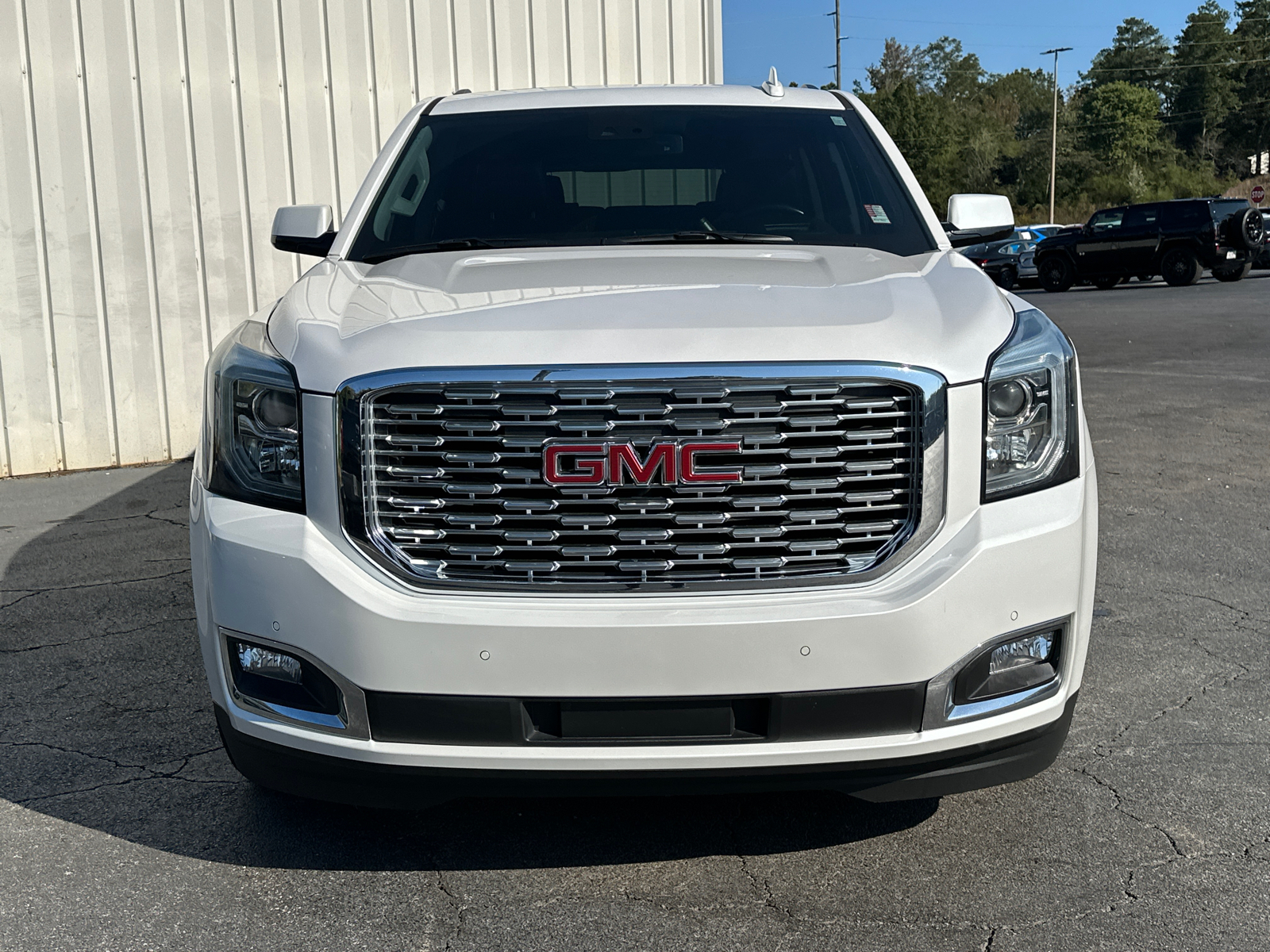 2020 GMC Yukon XL Denali 3