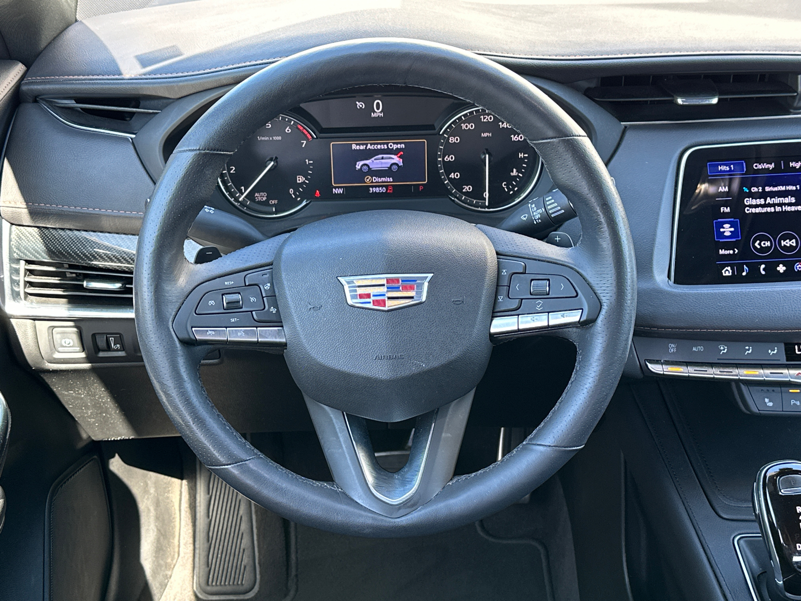 2020 Cadillac XT4 Sport 26