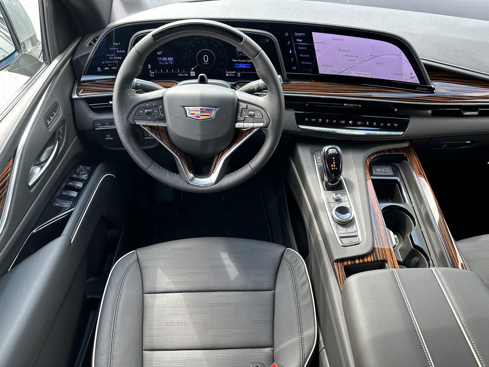 2024 Cadillac Escalade Premium Luxury 25
