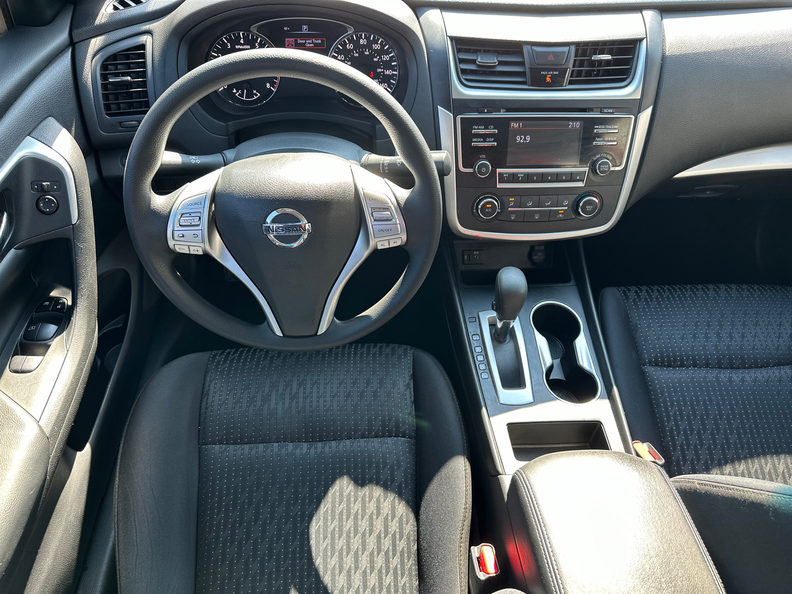 2016 Nissan Altima 2.5 S 23