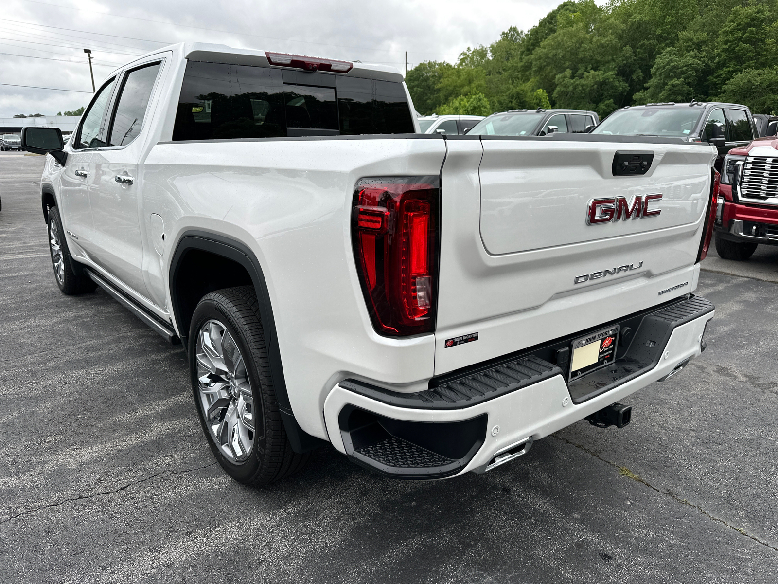 2024 GMC Sierra 1500 Denali 8