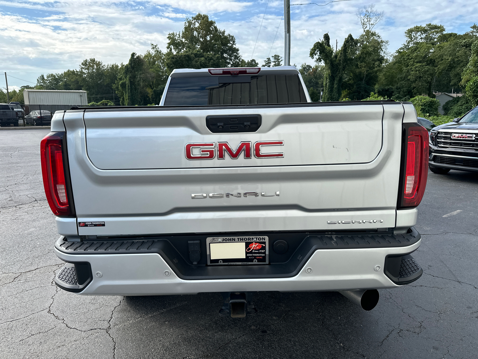 2023 GMC Sierra 2500HD Denali 7