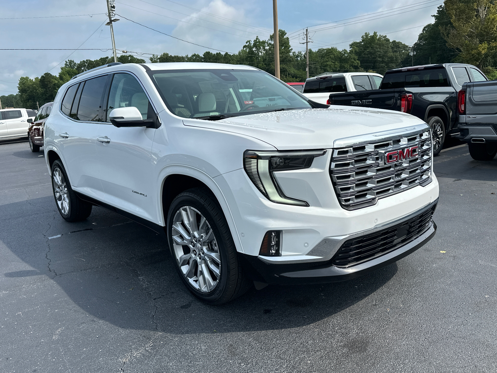 2024 GMC Acadia Denali 4