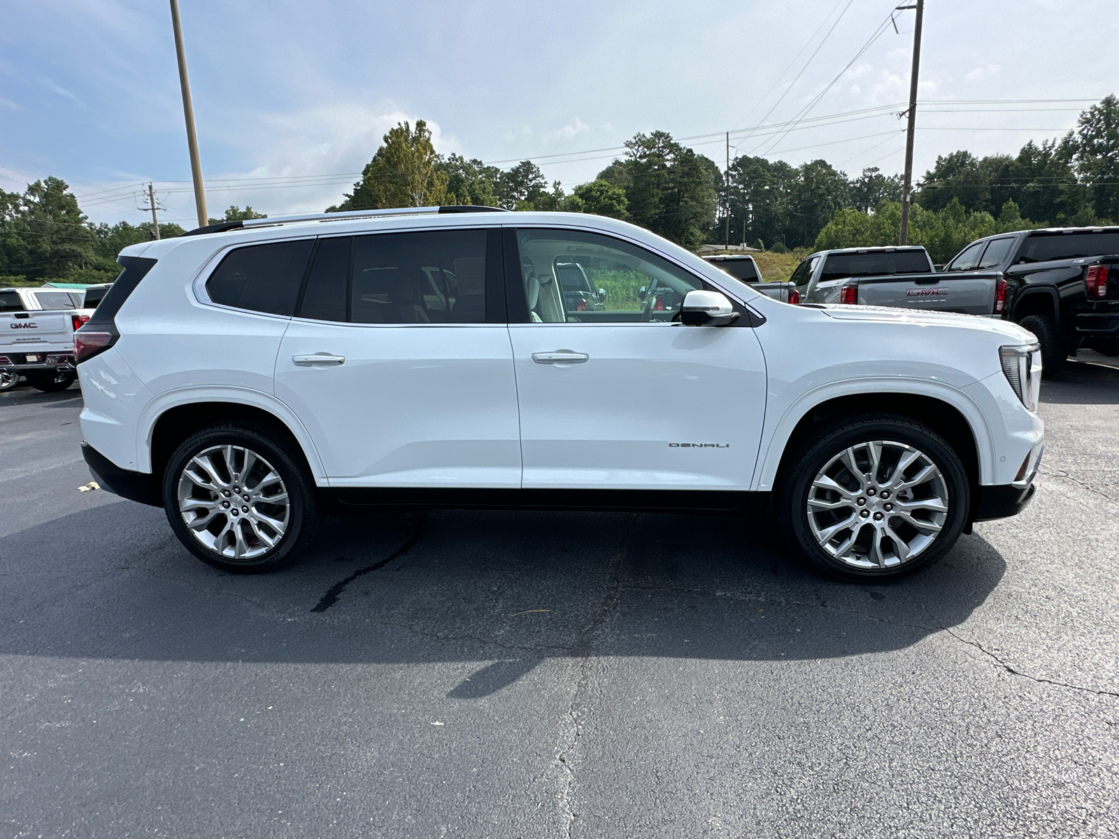 2024 GMC Acadia Denali 5