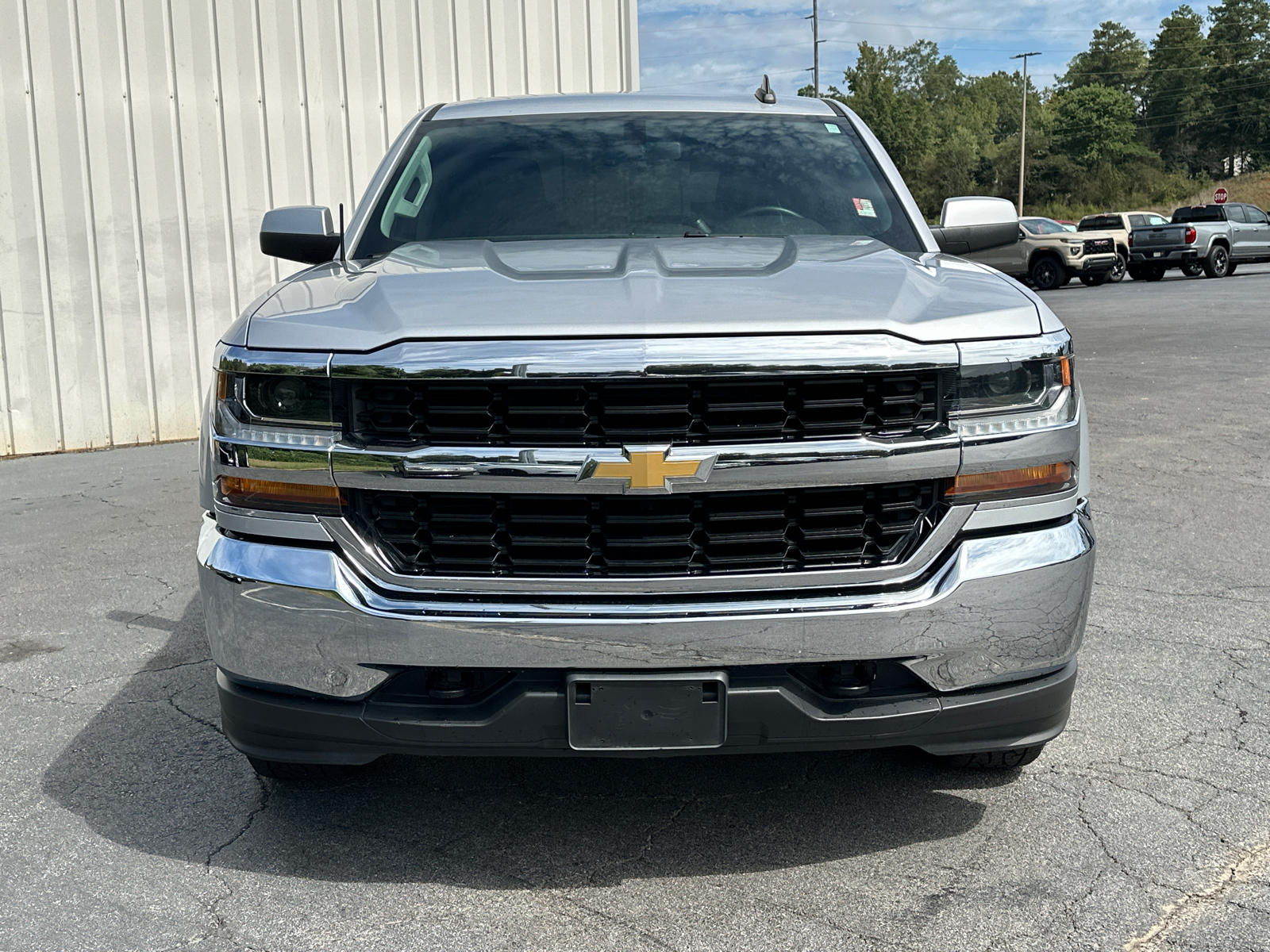 2018 Chevrolet Silverado 1500 LT 3