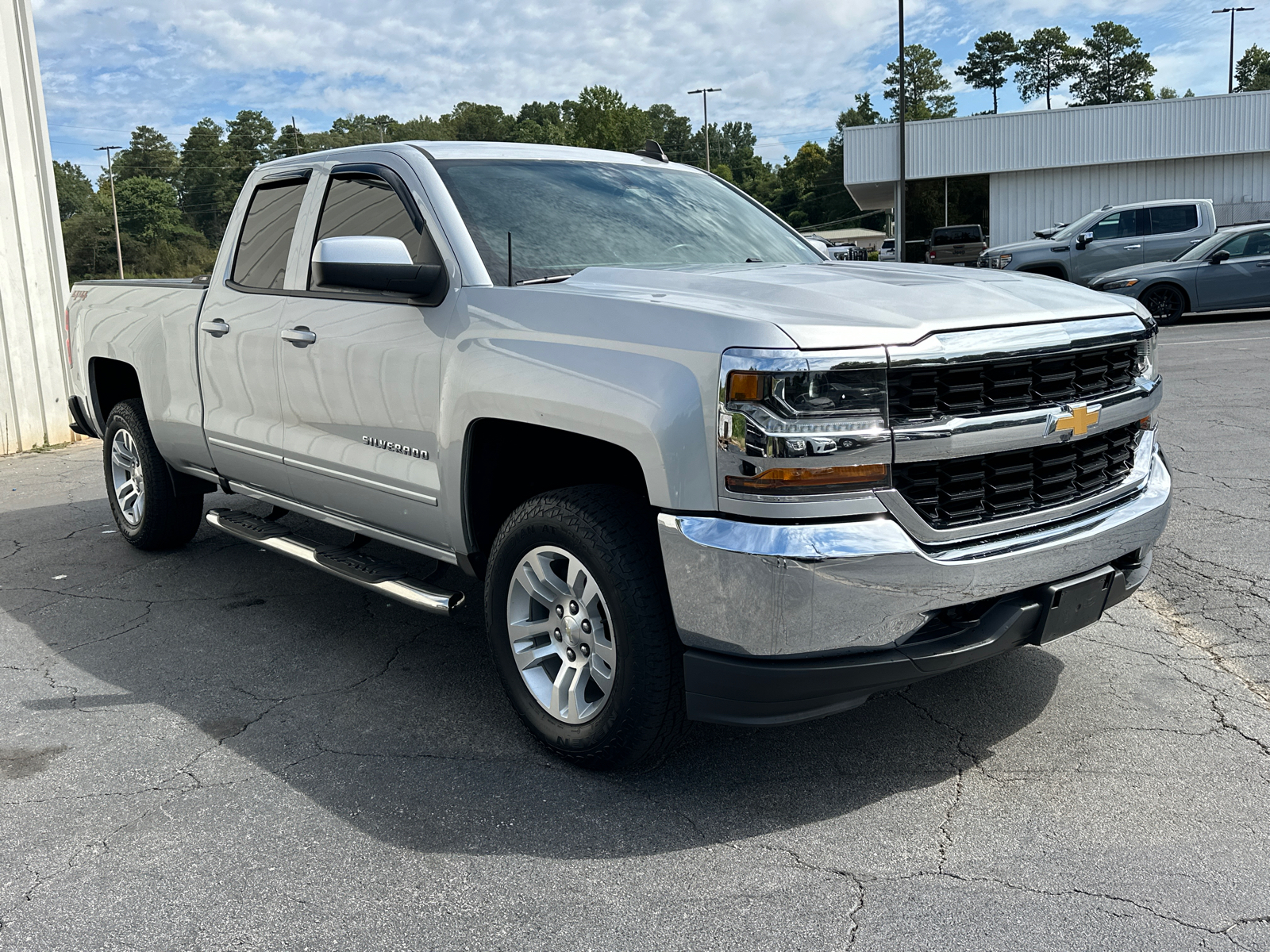 2018 Chevrolet Silverado 1500 LT 4