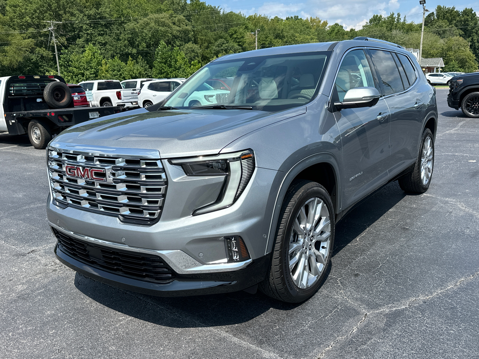 2024 GMC Acadia  2