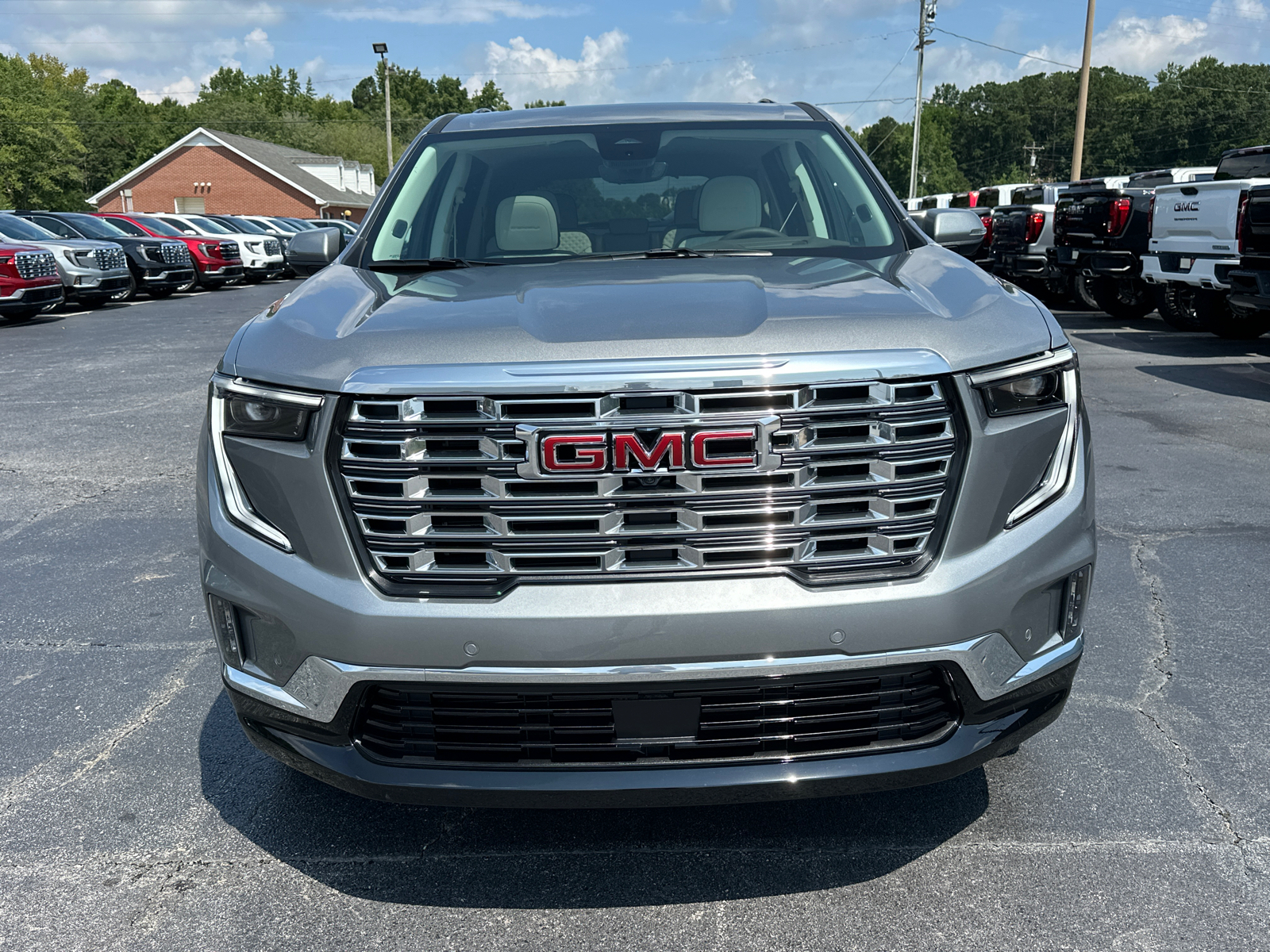 2024 GMC Acadia  3