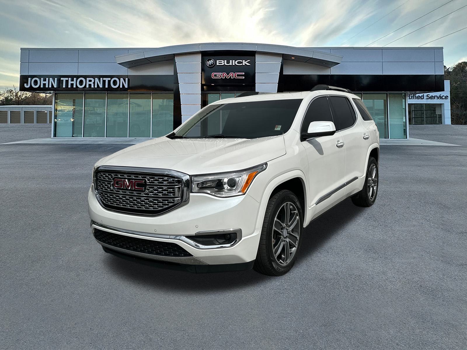 2017 GMC Acadia Denali 1