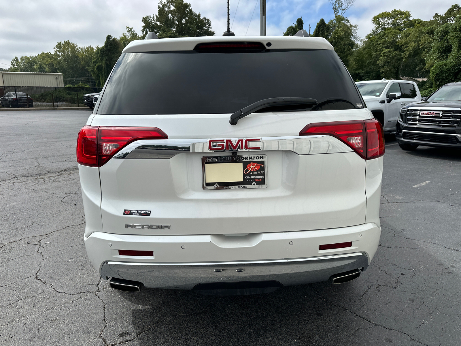 2017 GMC Acadia Denali 7