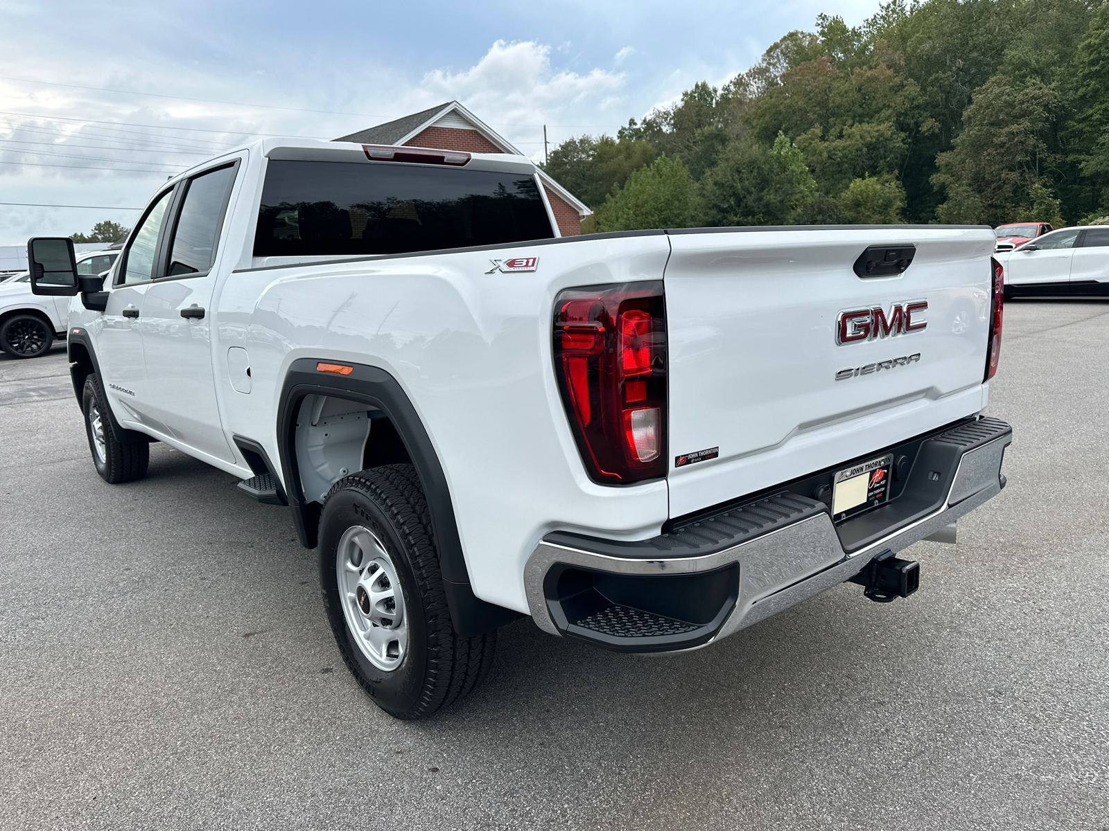 2024 GMC Sierra 2500HD Pro 9