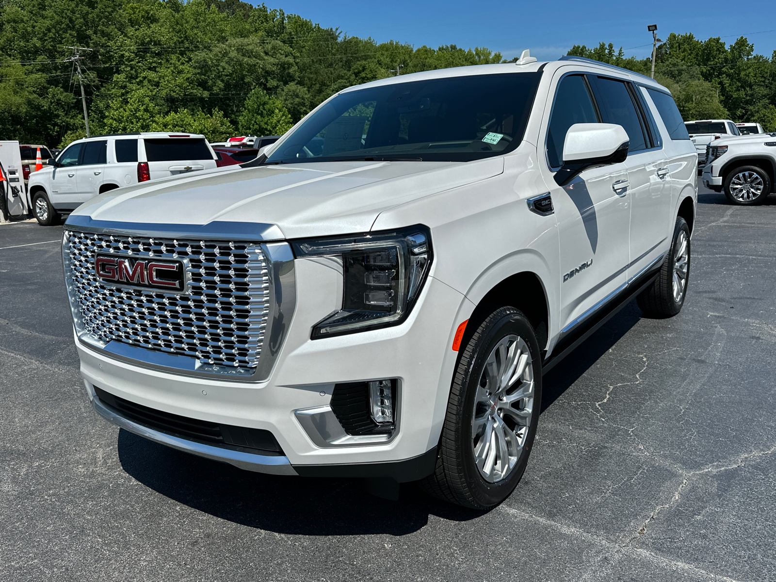 2024 GMC Yukon XL Denali 2