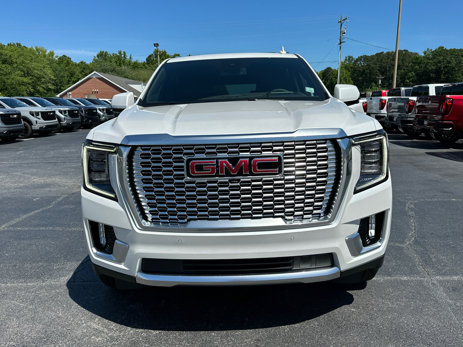 2024 GMC Yukon XL Denali 3