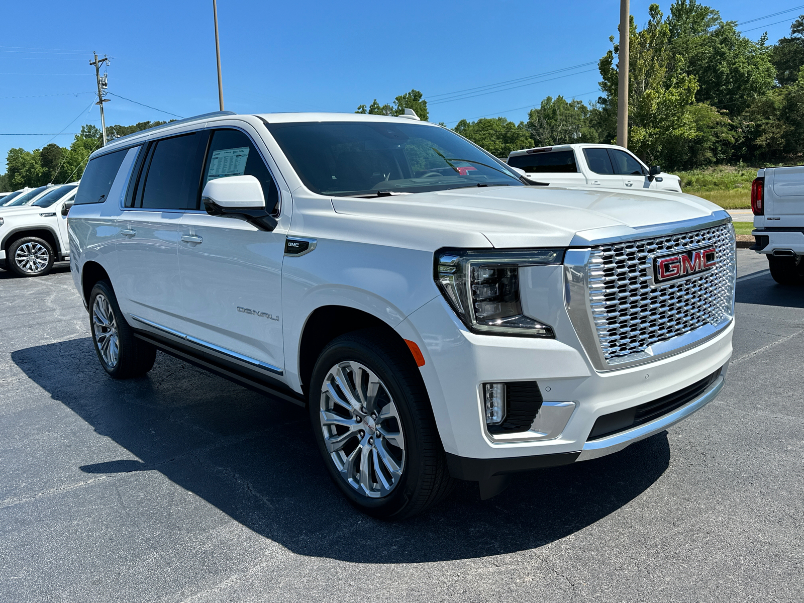 2024 GMC Yukon XL Denali 4