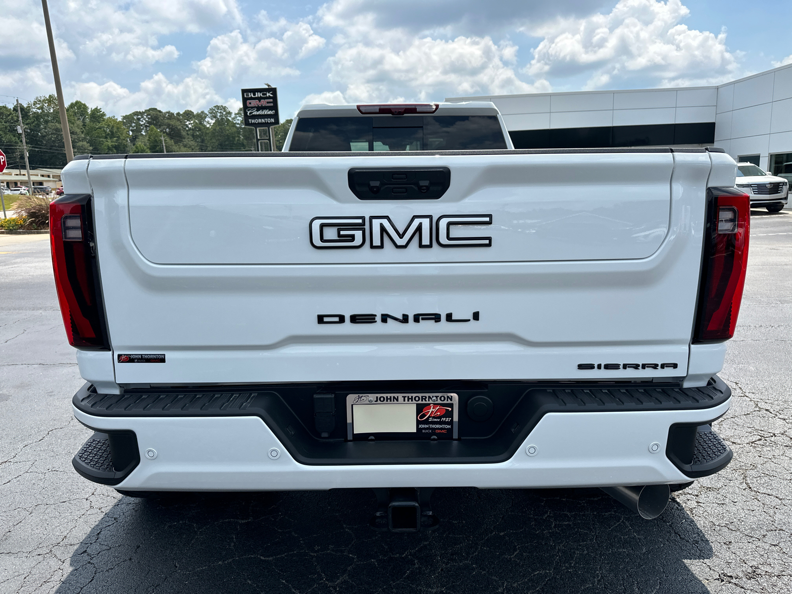 2024 GMC Sierra 3500HD Denali 7