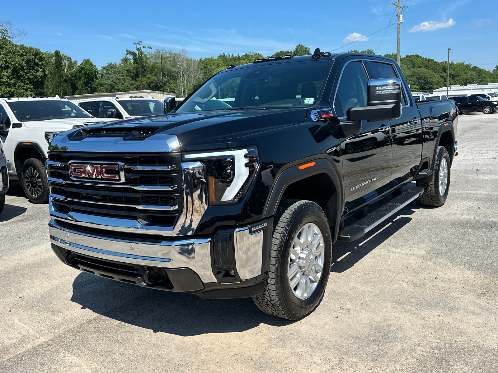 2024 GMC Sierra 2500HD SLT 2