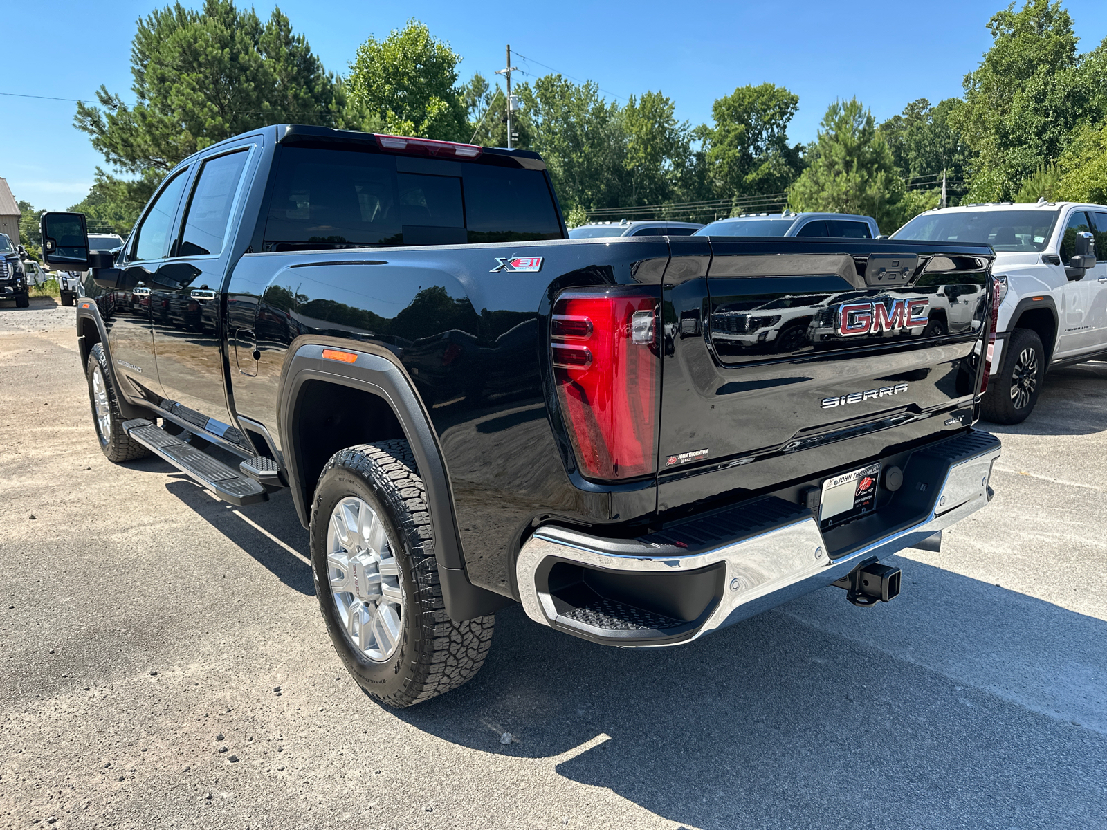 2024 GMC Sierra 2500HD SLT 8