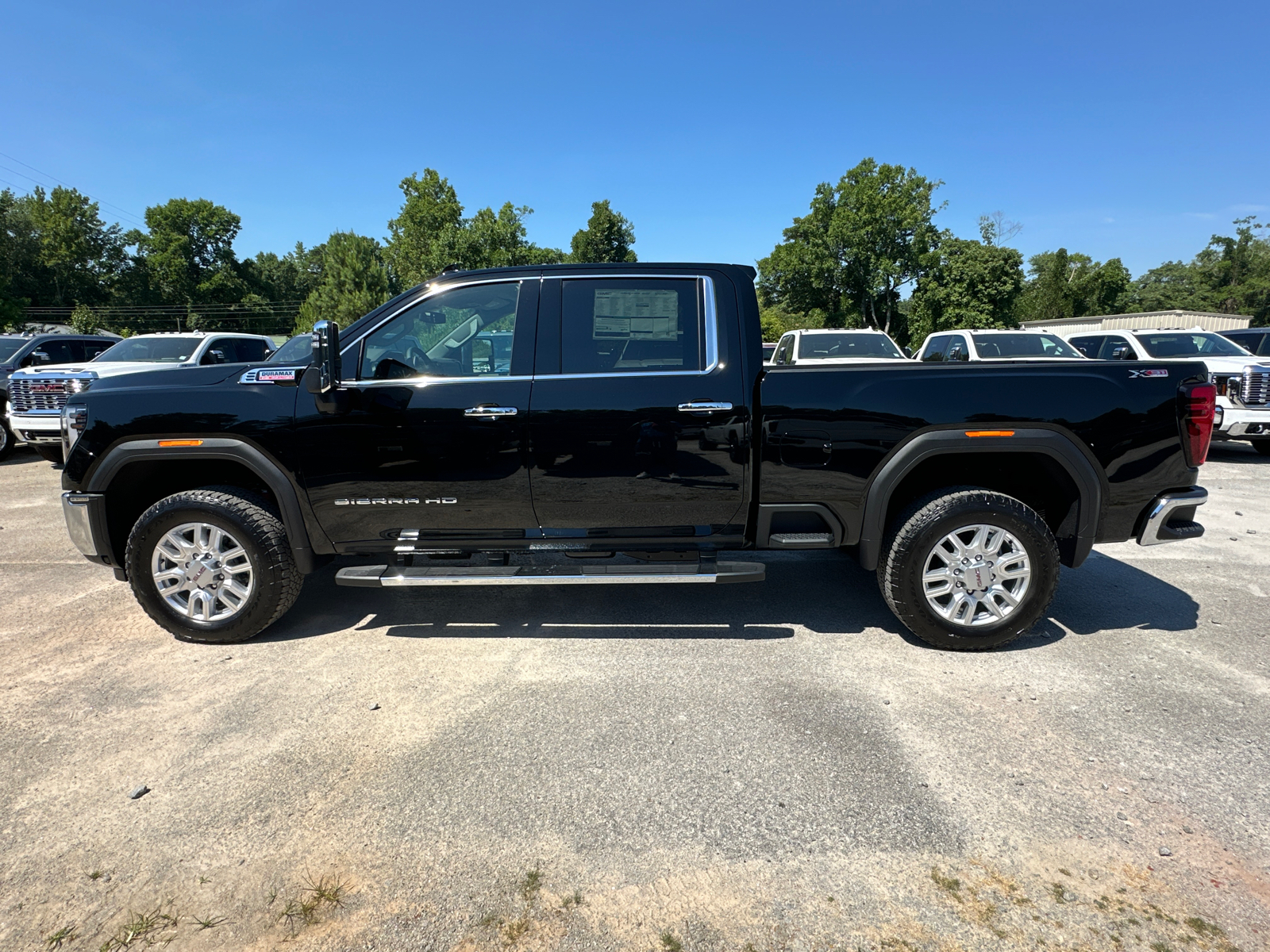 2024 GMC Sierra 2500HD SLT 9