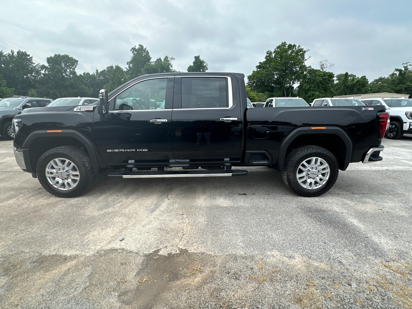 2024 GMC Sierra 2500HD SLT 9