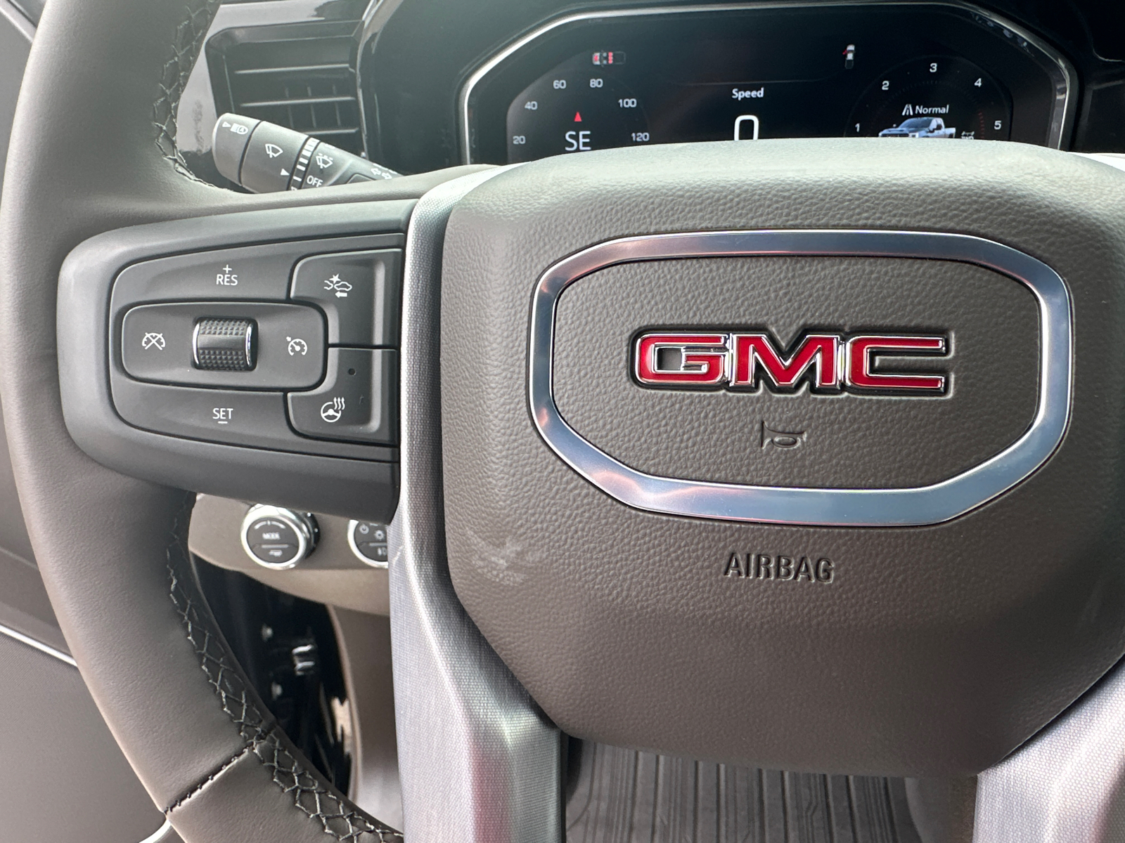 2024 GMC Sierra 2500HD SLT 26