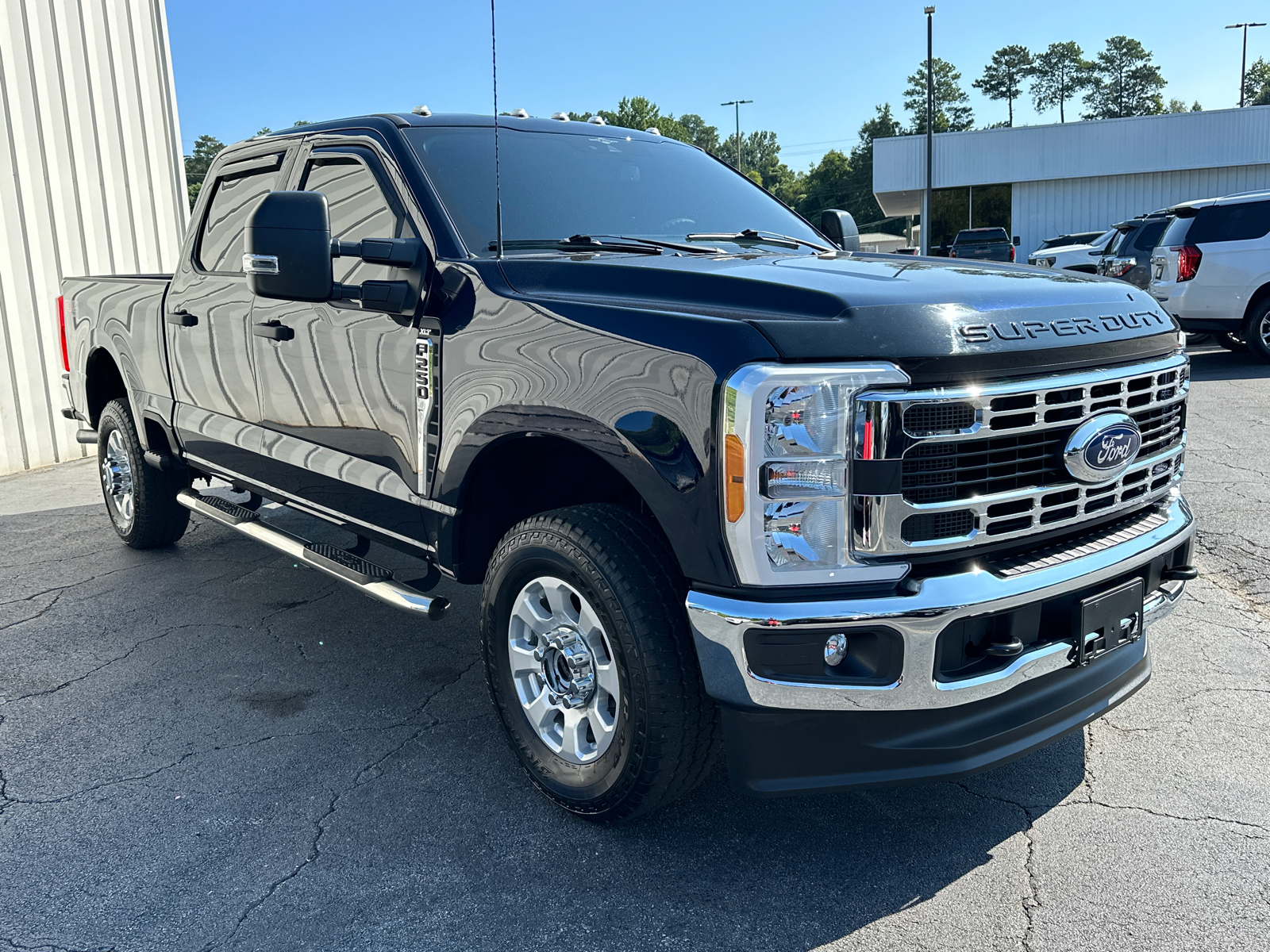 2023 Ford F-250SD XLT 4