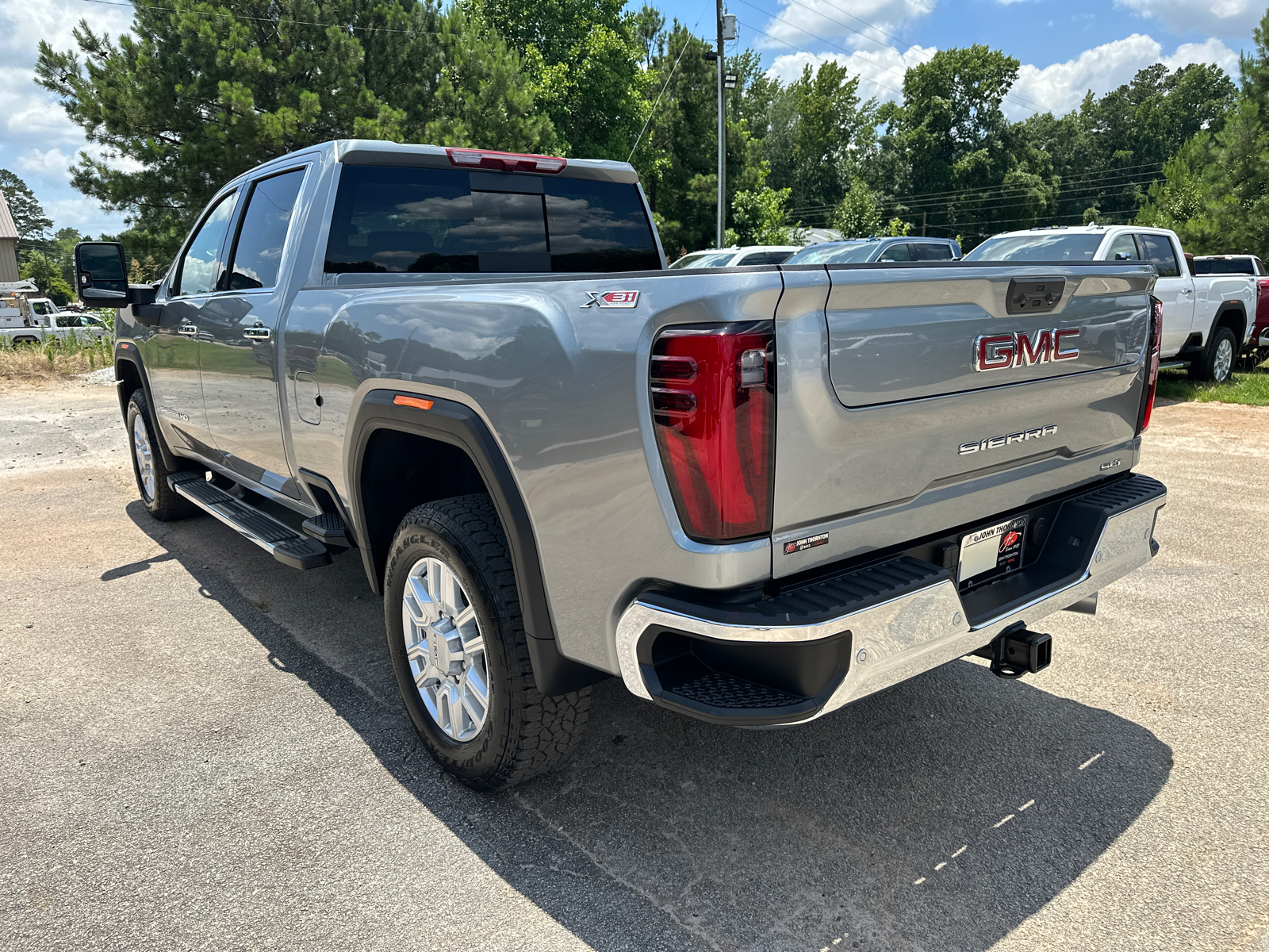 2024 GMC Sierra 2500HD SLT 8