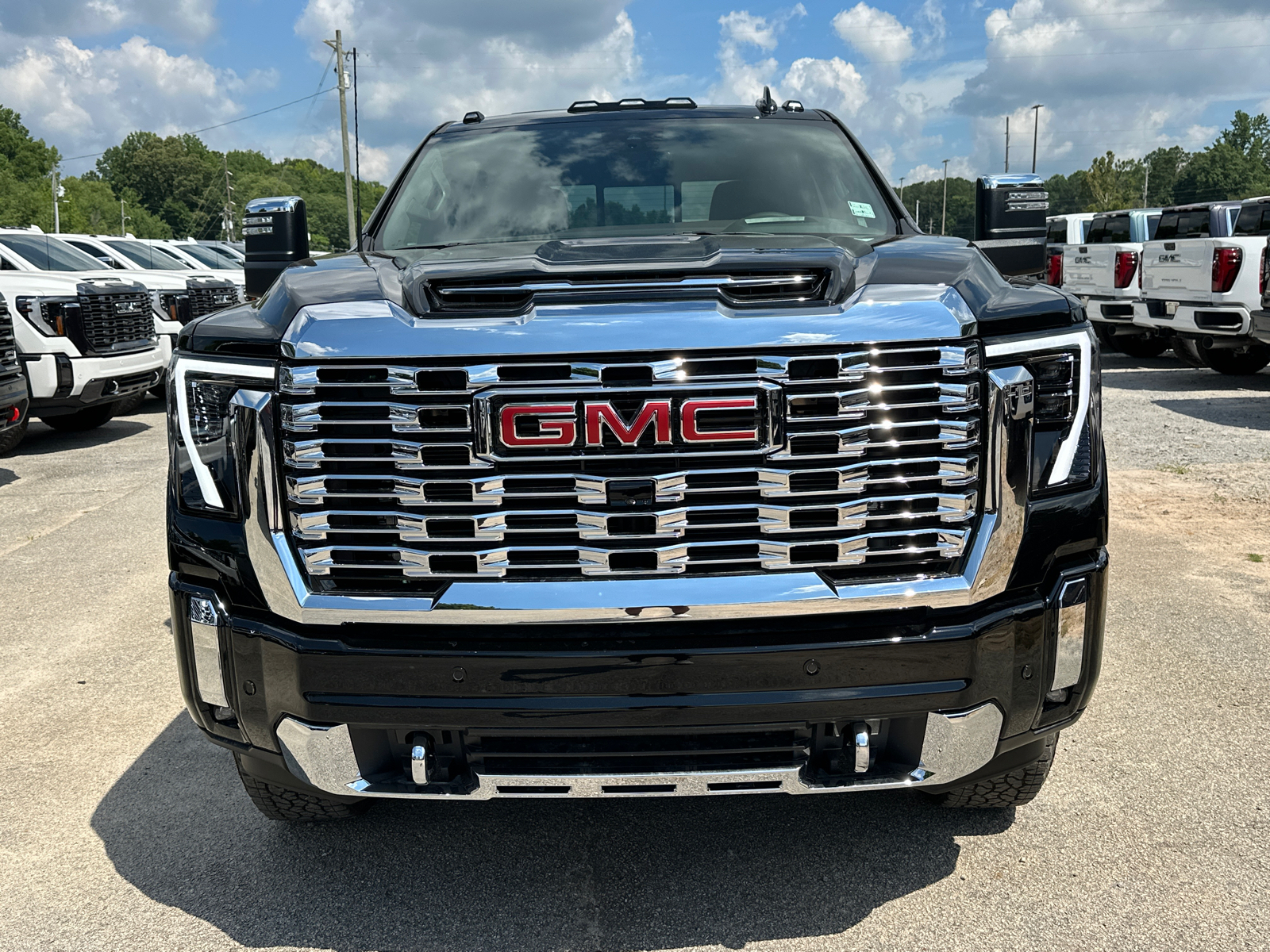 2024 GMC Sierra 2500HD Denali 3