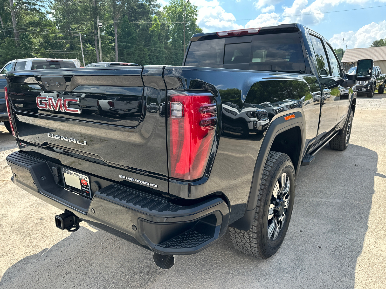 2024 GMC Sierra 2500HD Denali 6