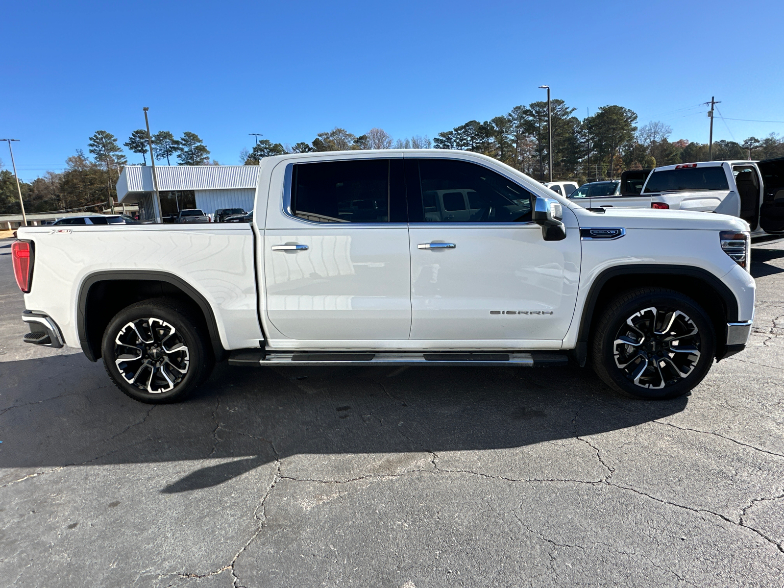 2023 GMC Sierra 1500 SLT 6