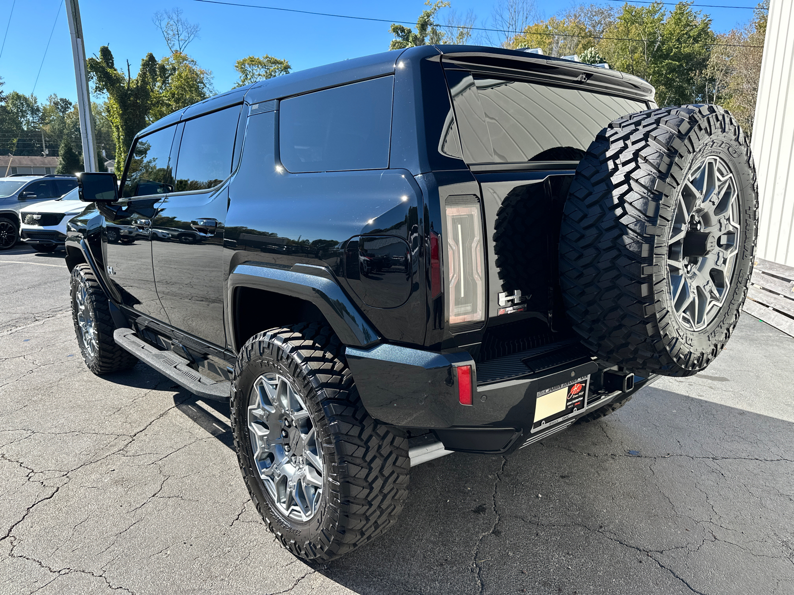 2024 GMC Hummer EV SUV 3X 9