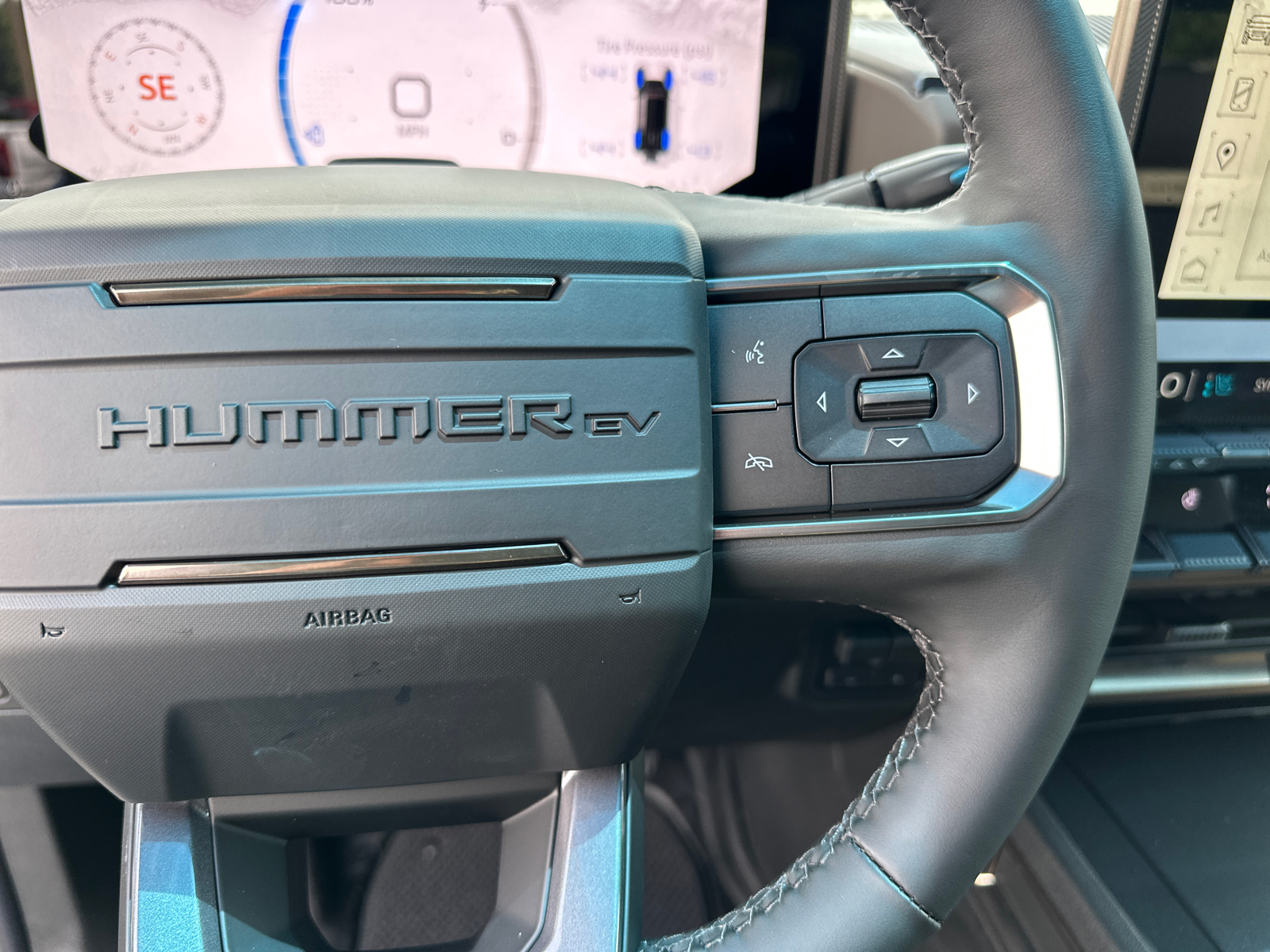 2024 GMC Hummer EV SUV 3X 27