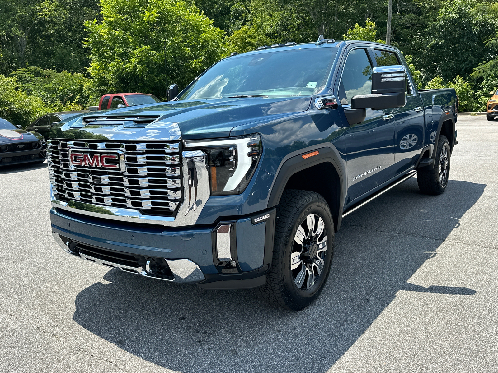 2024 GMC Sierra 2500HD Denali 2