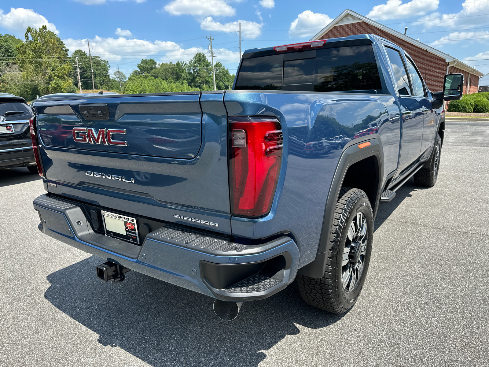 2024 GMC Sierra 2500HD Denali 6