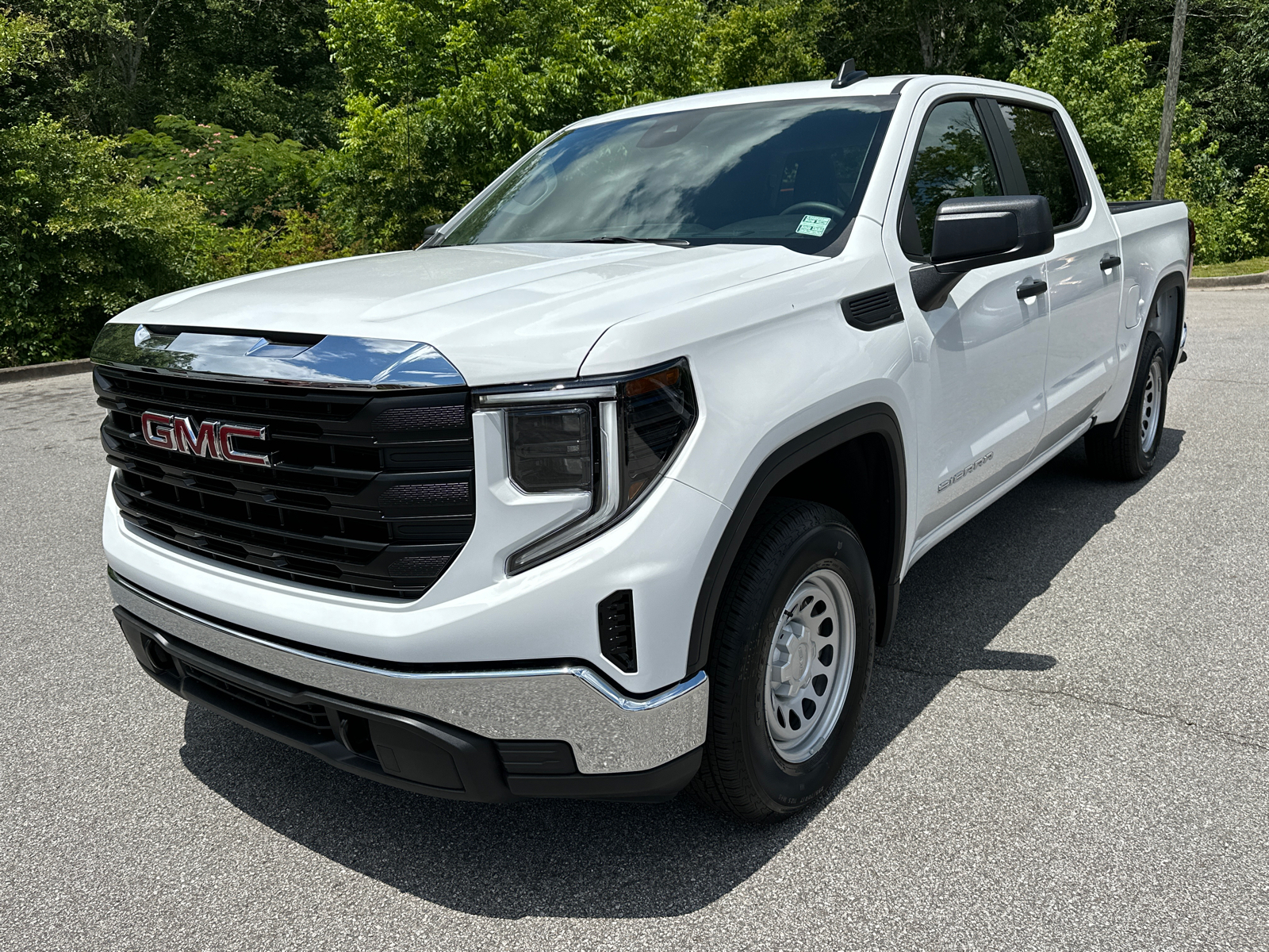 2024 GMC Sierra 1500 Pro 2