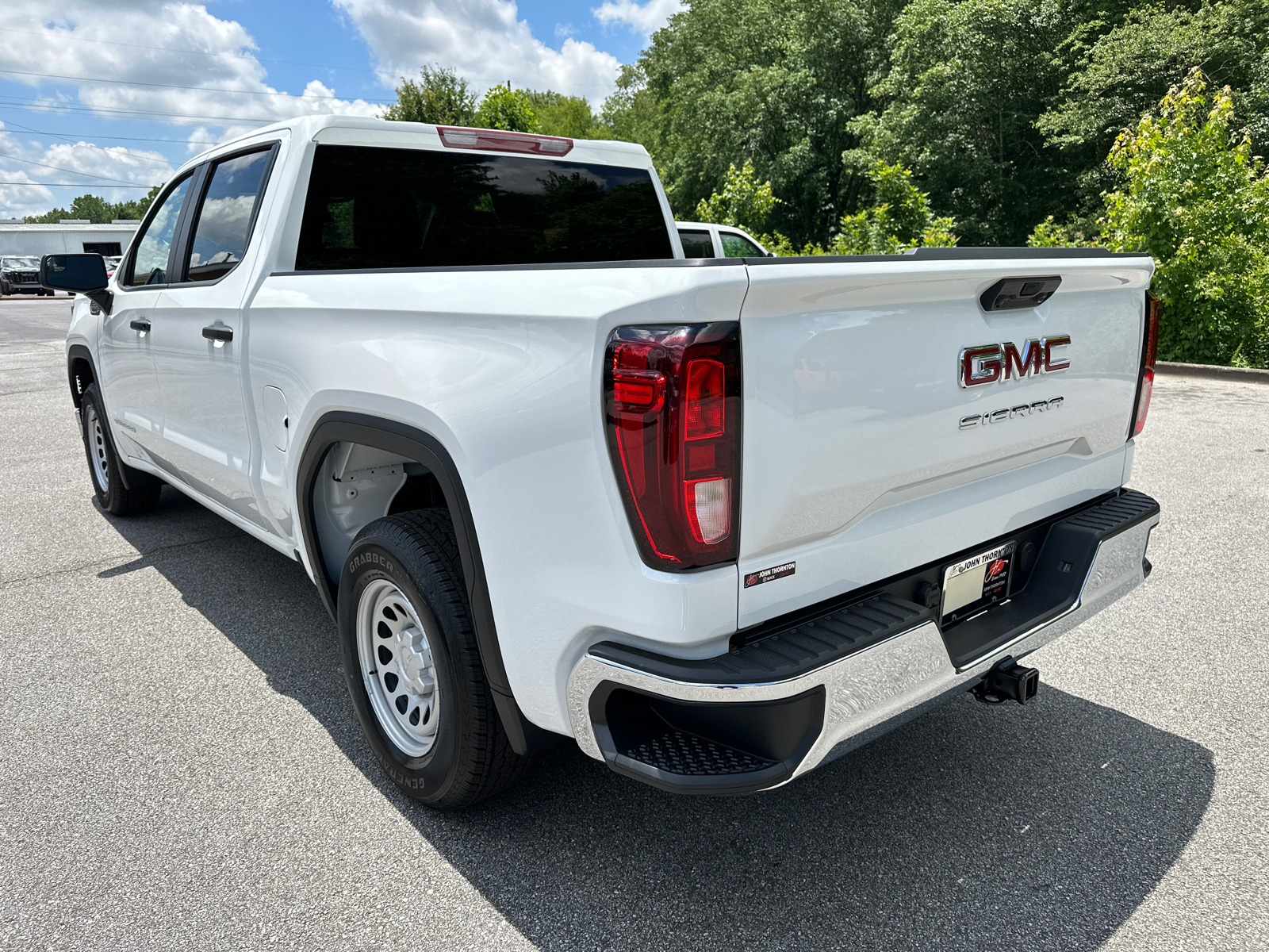 2024 GMC Sierra 1500 Pro 8