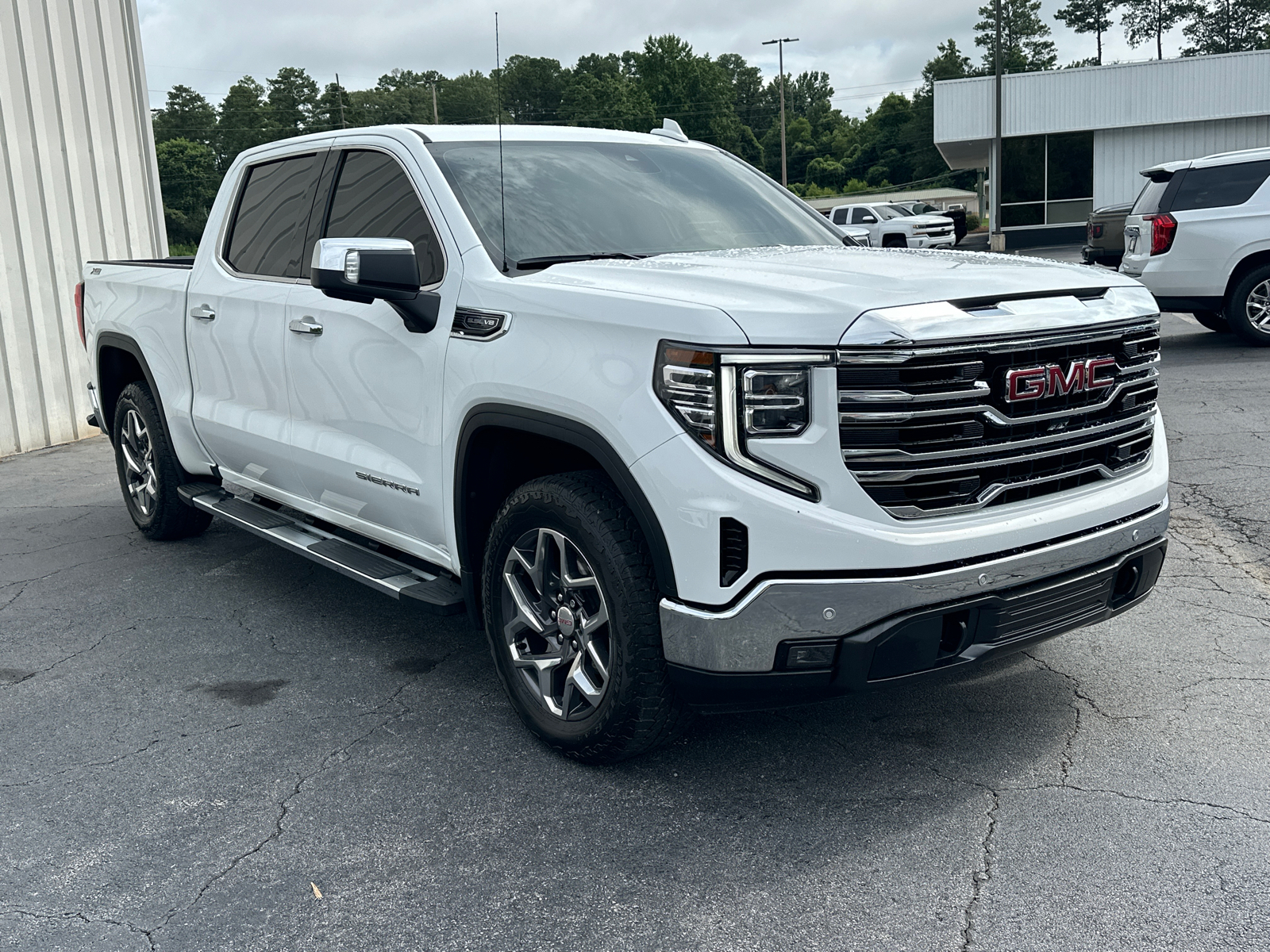 2022 GMC Sierra 1500 SLT 4