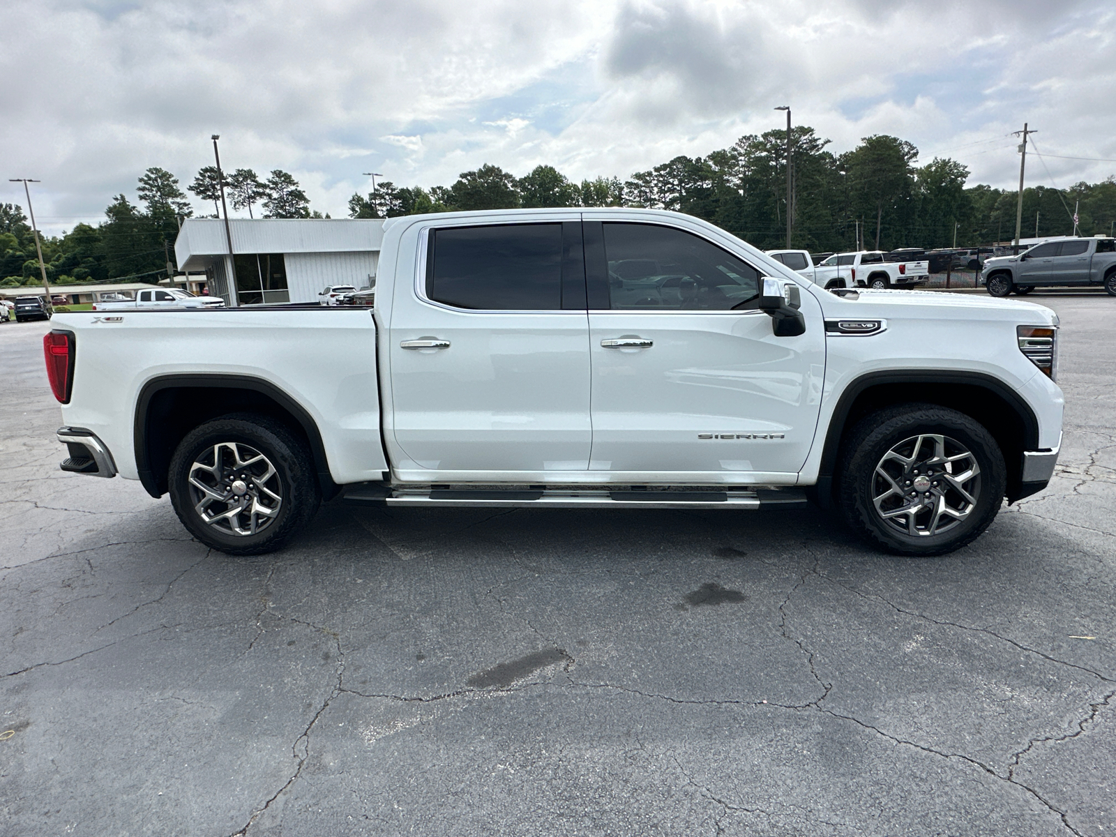 2022 GMC Sierra 1500 SLT 5