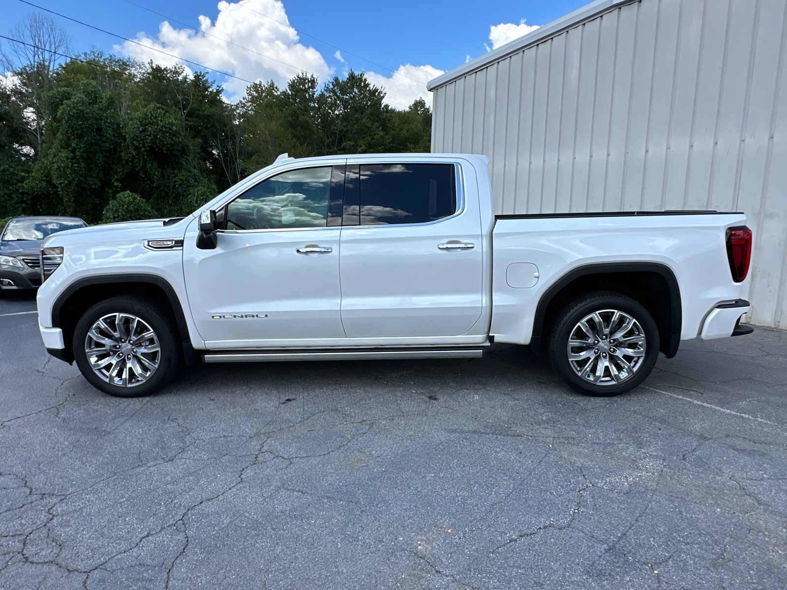 2024 GMC Sierra 1500 Denali 9