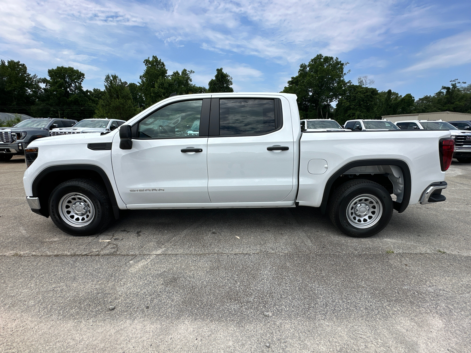 2024 GMC Sierra 1500 Pro 9