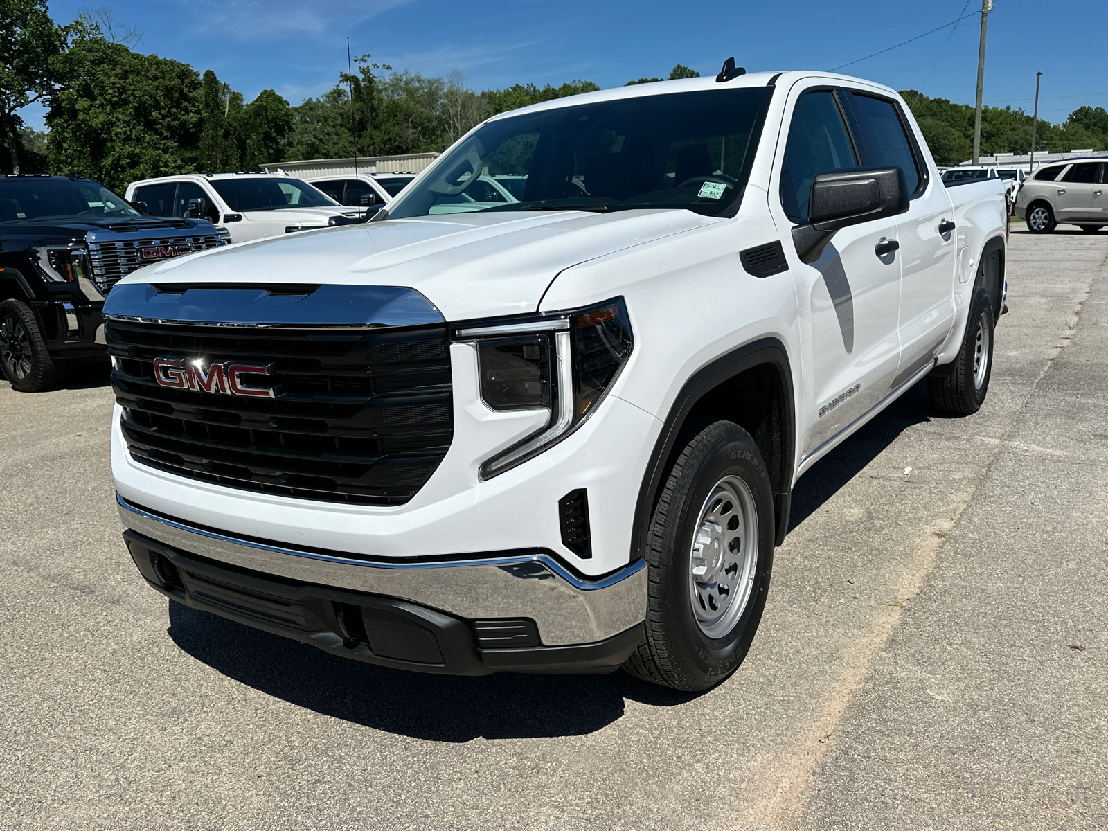 2024 GMC Sierra 1500 Pro 2